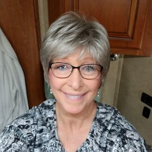 Meet your Posher, Cindy